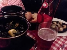 The mussels and the escargot.