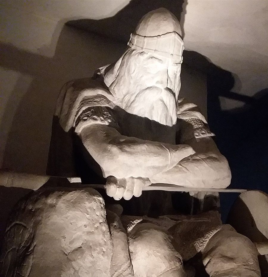 On my video page there is a 16 second video of Holger Danske in the cellars of Kronborg castle. Still he sleeps awaiting Danmark to request his aid in any possible time of dire need.