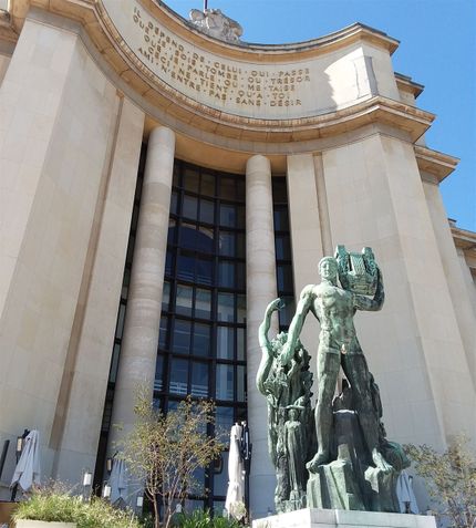 This is a photo of Apollo located at Place Trocadéro